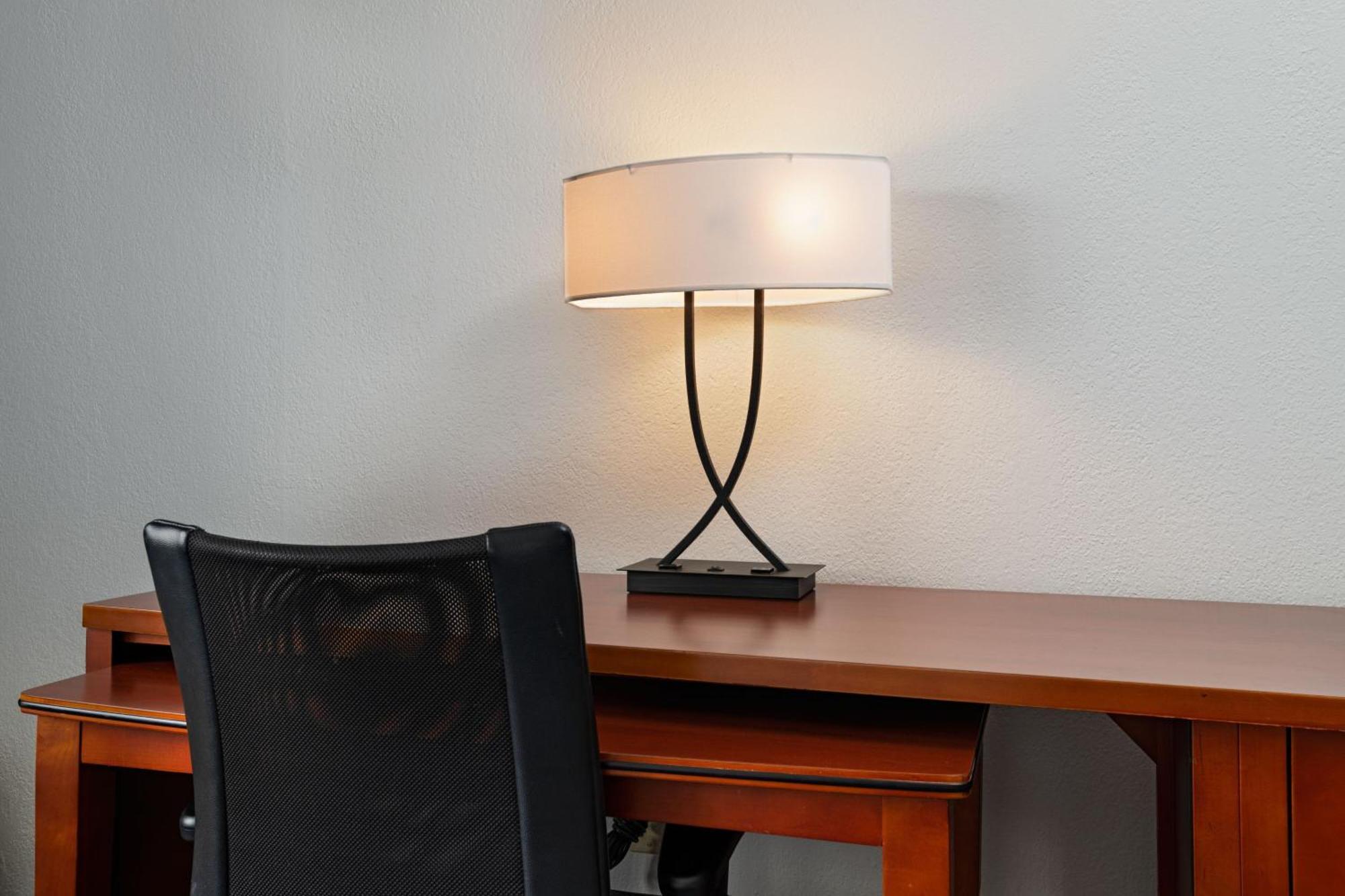 Courtyard By Marriott Dallas Arlington Entertainment District Bagian luar foto
